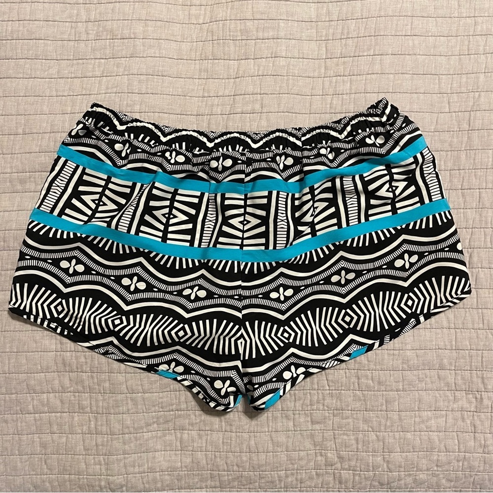 VOLCOM Women's Swim Cover Pull-on Shorts Black White & Turquoise Print Medium - Picture 9 of 9